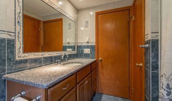 853 S West St, Agawam, MA 01030