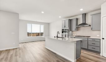 3891 McCormick Village Dr, Bremerton, WA 98312