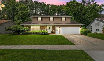 58 CRESTVIEW Dr, Appleton, WI 54915