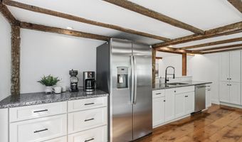 313 Berlin Rd, Bolton, MA 01740