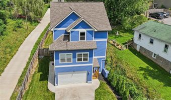 8 Apple Ln, Asheville, NC 28804