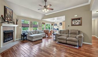 20 Queensferry Dr, Bella Vista, AR 72715