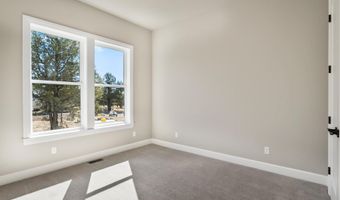 65299 85th St, Bend, OR 97703