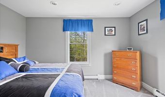 34 Goldsbury Woods Rd, Barre, VT 05641