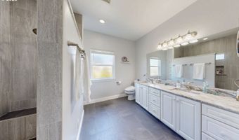 842 CHETCO POINT Ter, Brookings, OR 97415