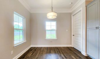 7919 Village Green Dr, Biloxi, MS 39532