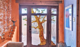 42 Hondo Seco Rd, Arroyo Hondo, NM 87513