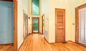 819 WINTERHAWK Dr, Auburn, AL 36830