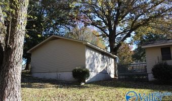 1011 9th St NW, Arab, AL 35016