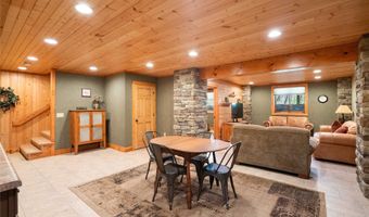 23675 Sportsmans Club Ln, Adel, IA 50003