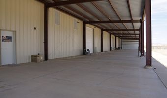 825 E Cannonball Dr, Big Water, UT 84741