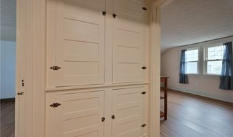 891 Park Ave, Amherst, OH 44001