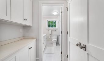 99 Porchuck Rd, Greenwich, CT 06831