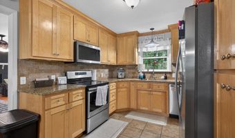 2504 N Ridge Dr, Arkadelphia, AR 71923
