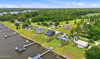 30 E North Shore Ln, Arapahoe, NC 28510