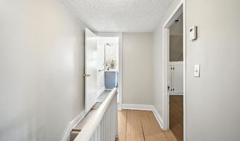 133 Riverside Dr, Augusta, ME 04330