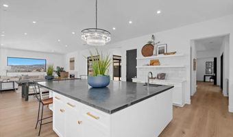 16390 Via Justina Real, Escondido, CA 92025