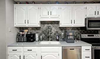 8710 Maple View Dr, Indianapolis, IN 46217