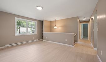212 Rockwell Ave, Bristol, CT 06010