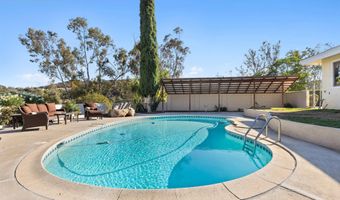 25311 Jesmond Dene Rd, Escondido, CA 92026