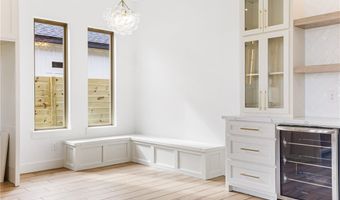 835 S 8th St, Aransas Pass, TX 78336