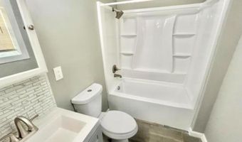 132 N Tennessee Ave, Atlantic City, NJ 08401