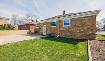 8634 Allen Rd, Allen Park, MI 48101