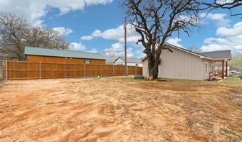 103 Red Oak St, Alvarado, TX 76009