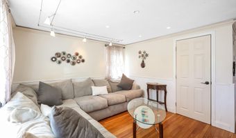 9 Marilyn Rd, Bourne, MA 02532
