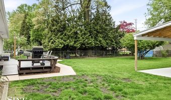829 Townsend Cresent W St, Algonac, MI 48001