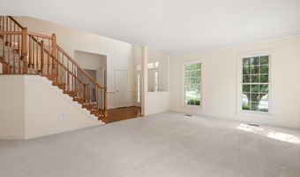 10604 MAPLECREST Ln, Potomac, MD 20854