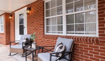 299 Scenic Dr, Blakeslee, PA 18610
