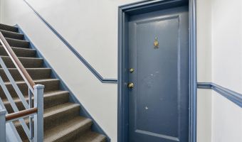 1317 S WALTER REED Dr 17201, Arlington, VA 22204