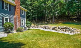 18 Hawk Dr, Bedford, NH 03110