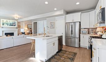 15 W ORCHARD Ln, Bountiful, UT 84010