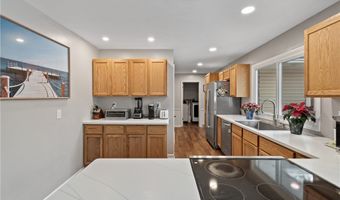 2426 Banbury Rd, Akron, OH 44333