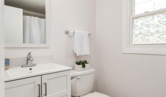 12405 RAMBLING Ln, Bowie, MD 20715
