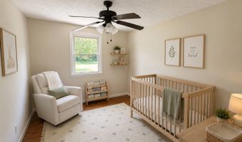 8 S Scatterfield Rd, Anderson, IN 46012