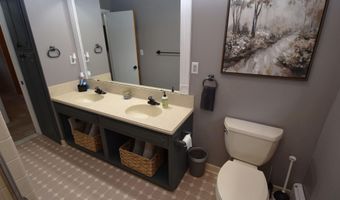 9640 Shady Ln, Algonac, MI 48001