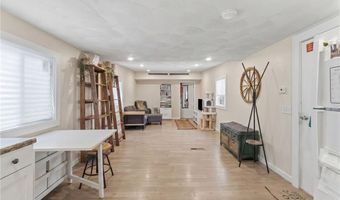 3 Lane 7, Coventry, RI 02816
