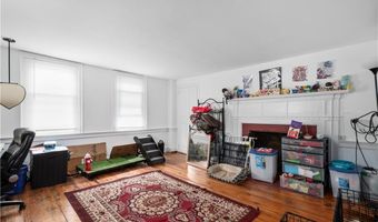 16 School St, North Smithfield, RI 02896