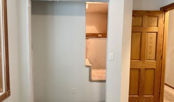 1418 Wheeler St, Ames, IA 50010
