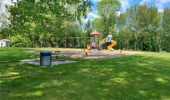 409 Sundown Dr, Avon, MN 56310