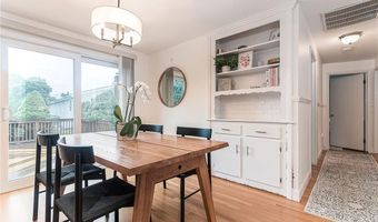 25 Stony Brook Dr, Cranston, RI 02920