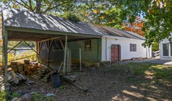 11 Outlet Rd, Augusta, ME 04330