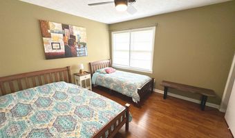 1409 N Houston St, Athens, AL 35611