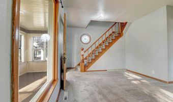 910 2nd Ave, Armstrong, IA 50514