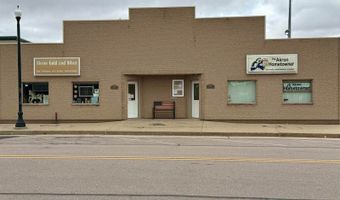 110 Reed St, Akron, IA 51001