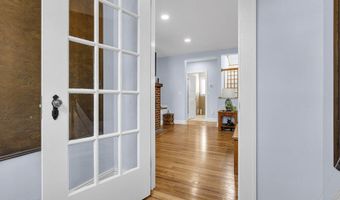 700 Halliard Ave, Beachwood, NJ 08722