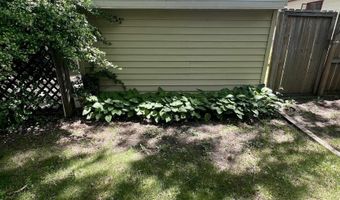 412 Rockingham Ave, Alma, MI 48801